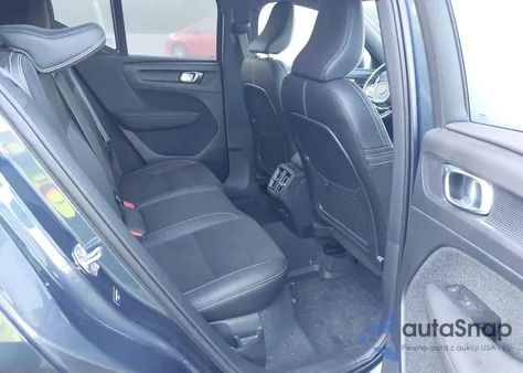 2022 Volvo Xc40 T5 R-Design из США, поврежденный, VIN YV4162UM7N2642168